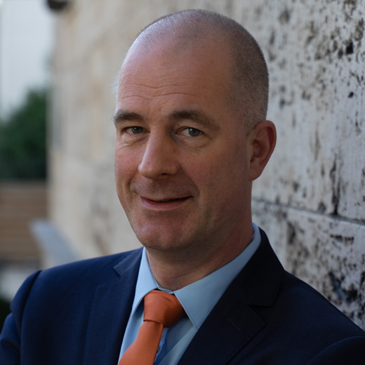 Portrait of Dr Christian Mölling